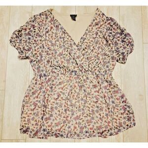 Torrid 1 Purples Floral Babydoll Blouse Cinch Waist Lined‎ Plunging V-Neck SS